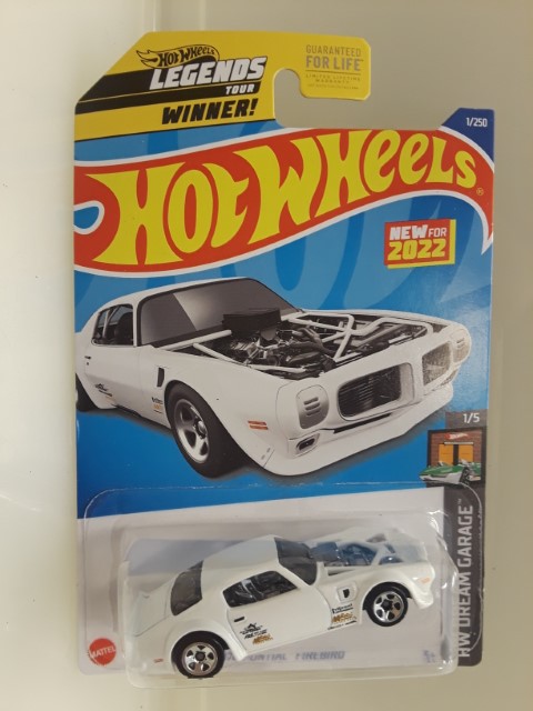 Hot Wheels 1970 Pontiac Firebird White #1 1/250 2022 HW Dream Garage 1/5